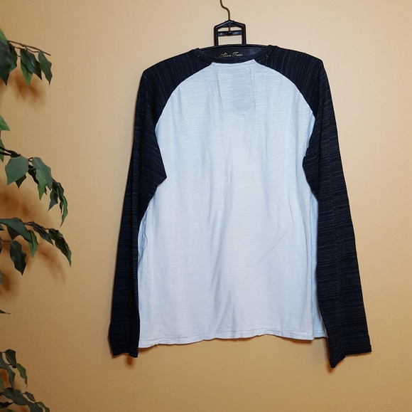 Womens Raglan Tee - Picture 2 of 9